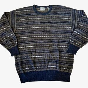 LORD & TAYLOR %100 WOOL BROWN STRIPED SWEATER. Size: L